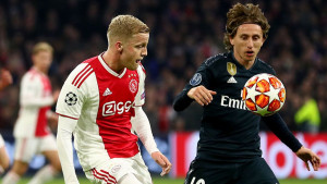 Zbog čega će Real Madrid odgoditi transfer Van de Beeka za naredno ljeto?