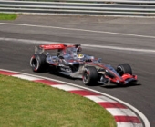 Hamiltonu „pole-position“