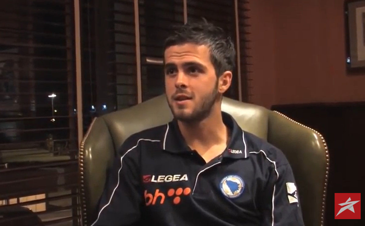 Pjanić nam je u intervjuu 2010. otkrio ime najdražeg kluba, pa je li vrijeme da se želja ostvari? Pjanić nam je u intervjuu 2010. otkrio ime najdražeg kluba, pa je li vrijeme da se želja ostvari?