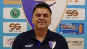 Unčanin bivši, Karadža na klupi RK Iskra