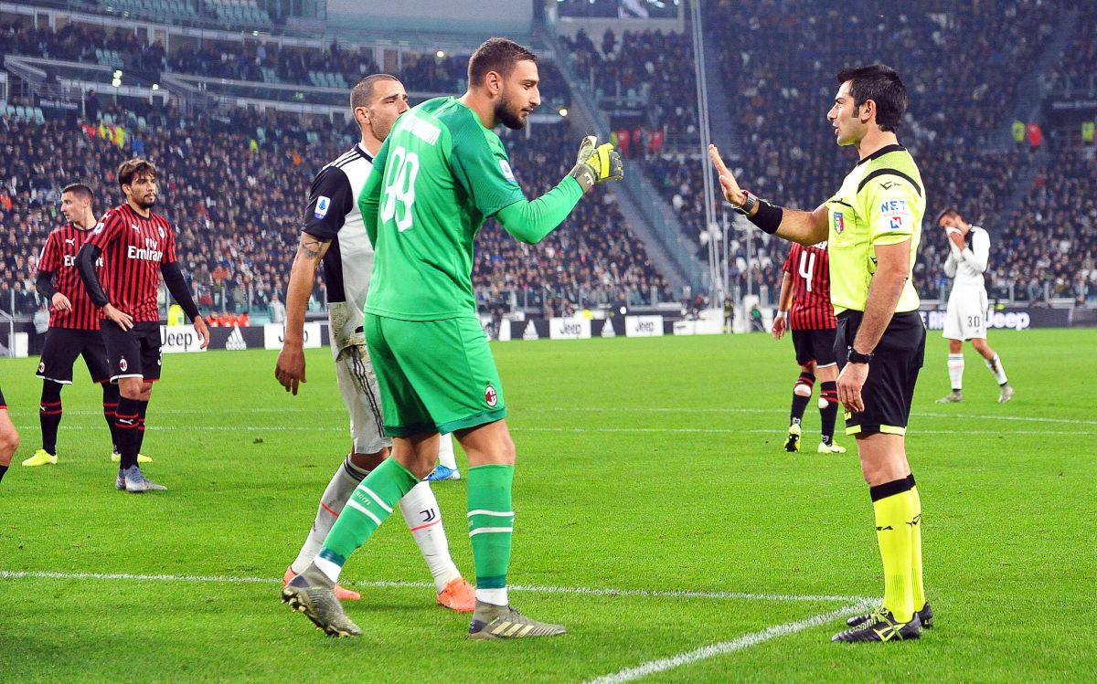 UEFA skinula sudiju sa utakmice Lige prvaka nakon što je u toku utakmice nogometašu prijetio smrću UEFA skinula sudiju sa utakmice Lige prvaka nakon što je u toku utakmice nogometašu prijetio smrću