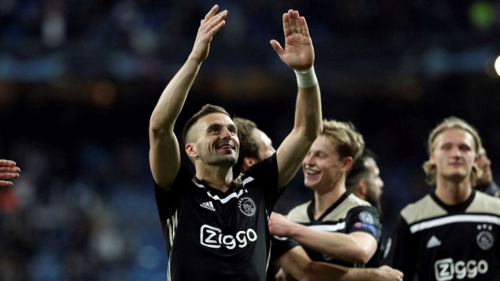 Želi ga pola Evrope: Ajax donio odluku o Dušanu Tadiću