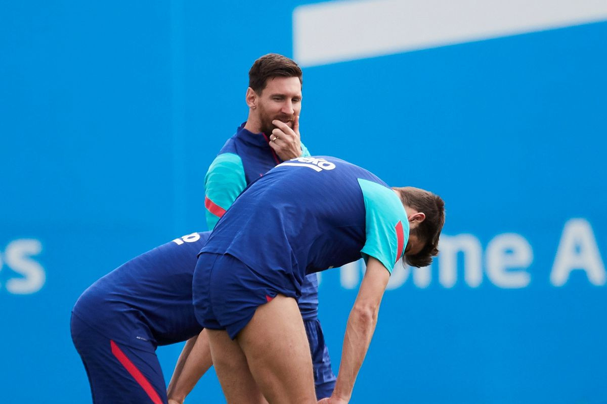 Messi ga u Barceloni ne želi vidjeti očima - "Smatra ga izdajnikom i krivcem što je morao otići" Messi ga u Barceloni ne želi vidjeti očima - "Smatra ga izdajnikom i krivcem što je morao otići"