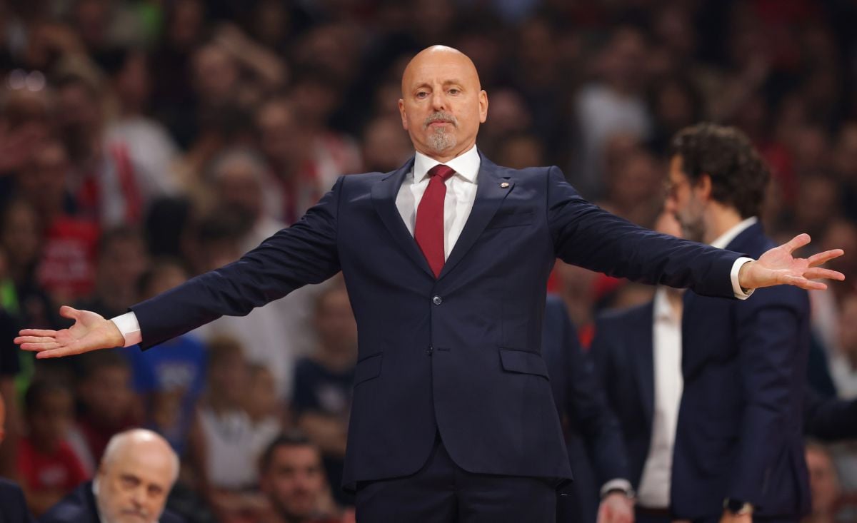Obradović poslije pobjede nad Realom spominjao Sfairopoulosa, a zbog ovoga je on veliki gospodin! Obradović poslije pobjede nad Realom spominjao Sfairopoulosa, a zbog ovoga je on veliki gospodin!