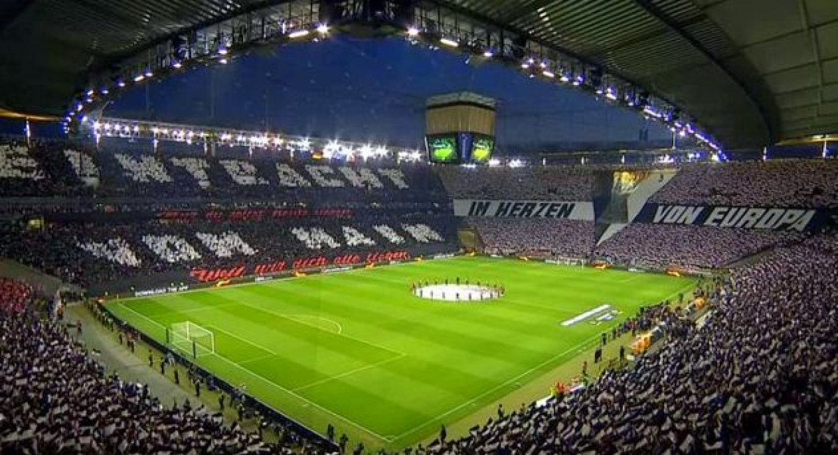 Navijači Eintrachta su jedni od najboljih na svijetu: Nevjerovatna podrška na utakmici sa Benficom