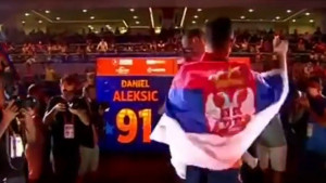 Višćin saigrač sa zastavom Srbije i uz hrvatski muzički hit proslavio titulu