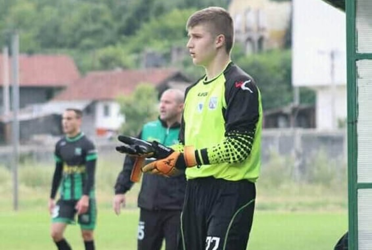 Ujutro kadet, poslijepodne senior: Dan za nezaborav 14-godišnjeg golmana FK Rudar Kakanj
