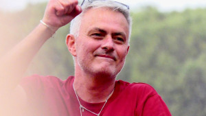 Sprema se sedmo i najveće Mourinhovo pojačanje u Feneru: Dolazi svjetski prvak koji je odbio Barcu!
