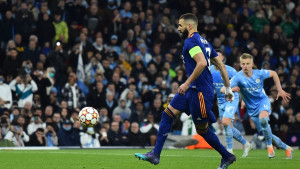 Za vikend promašio dva penala, a sinoć izveo panenku: Benzema objasnio zašto je on uzeo loptu u ruke