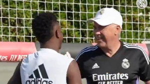 Što navijači Real Madrida misle nakon dva kiksa, Vinicius je otvoreno rekao Ancelottiju na treningu