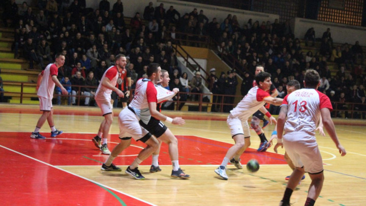 U sjajnom gradskom derbiju Čelik-Junior bolji od Čelika