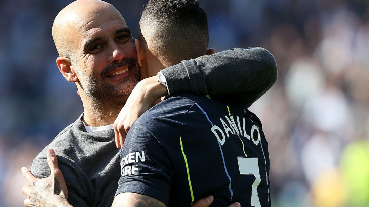 Juventus i Manchester City dogovaraju razmjenu bekova