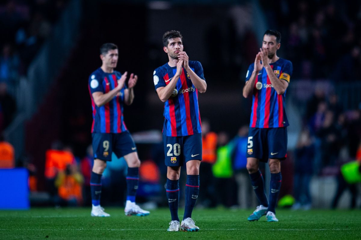 Jedna riječ se sinoć konstantno ponavljala u WhatsApp grupi igrača Barcelone Jedna riječ se sinoć konstantno ponavljala u WhatsApp grupi igrača Barcelone