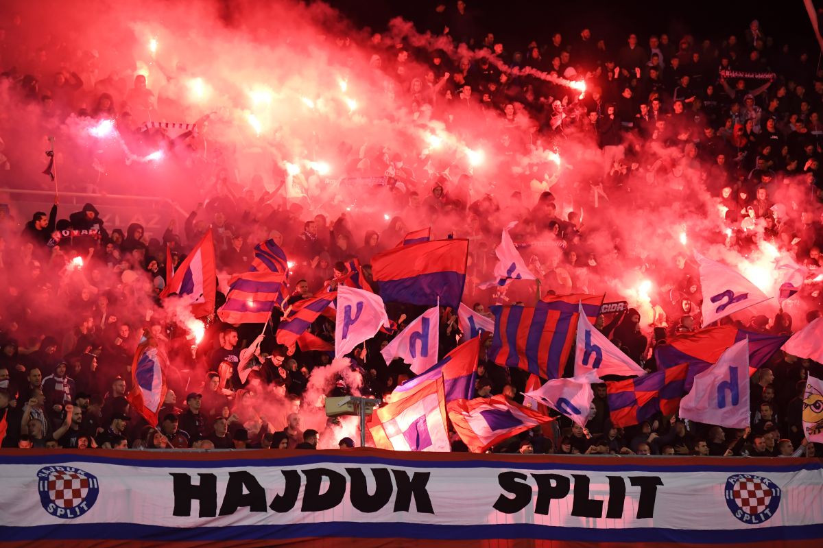 Dok Dinamo šokantno gubi, Hajduk se oglasio za meč u nedjelju i dodatno 'zapalio' navijače Dok Dinamo šokantno gubi, Hajduk se oglasio za meč u nedjelju i dodatno 'zapalio' navijače