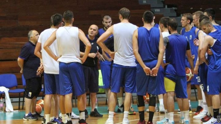 Bh. košarkaši otputovali u Makedoniju