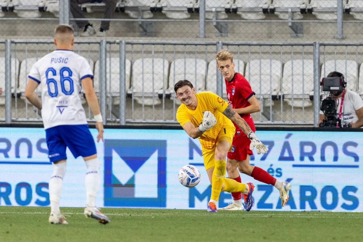 Čavlina odbranio tri penala, ali uzalud - Osijek promašio četiri i oprostio se od Evrope Čavlina odbranio tri penala, ali uzalud - Osijek promašio četiri i oprostio se od Evrope