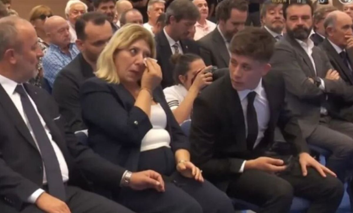 Arda Guler je vidio da mu majka plače, tada je napravio jedino što je mogao Arda Guler je vidio da mu majka plače, tada je napravio jedino što je mogao