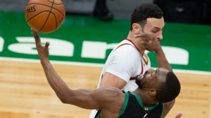 Misteriozna bolest napala NBA zvijezdu: Dnevno gubi po kilogram