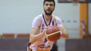 Radnički uspio izdržati jedno poluvrijeme, ali Delalić odveo Bosnu do pobjede