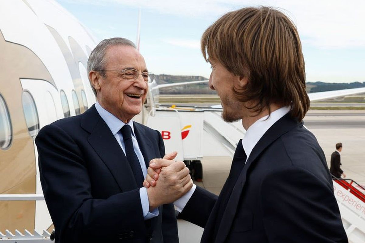 Ispratio ga i Perez: Modrić otputovao na narednu klupsku destinaciju, lično će vidjeti šta ga čeka! Ispratio ga i Perez: Modrić otputovao na narednu klupsku destinaciju, lično će vidjeti šta ga čeka!
