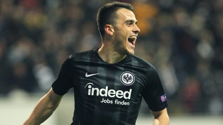 Na pravom mjestu u pravo vrijeme: Kostić doveo Eintracht u vodstvo protiv Benfice