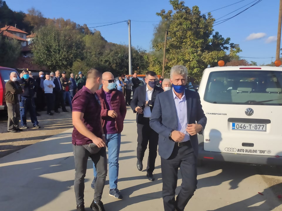 Delegacija NS BiH stigla na dženazu Sakibu Malkočeviću
