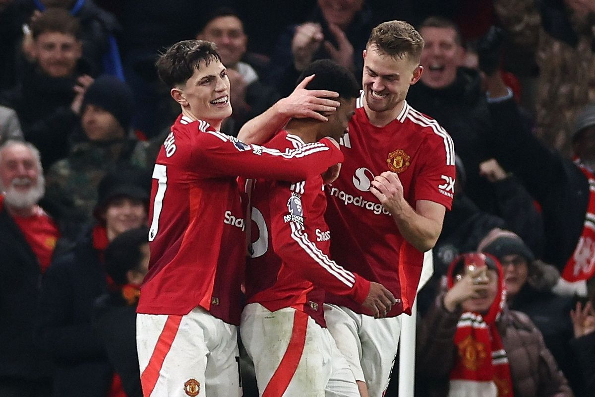 Šok na Old Traffordu, Crveni đavoli spremni prodati miljenika navijača: "Da li ste normalni?" Šok na Old Traffordu, Crveni đavoli spremni prodati miljenika navijača: "Da li ste normalni?"