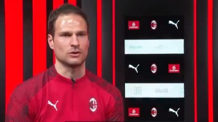 Nevjerovatni Asmir Begović već govori italijanski jezik