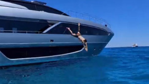 Ibrahimović se nije proslavio skokom na glavu: "Lav na kopnu, ajkula u moru"