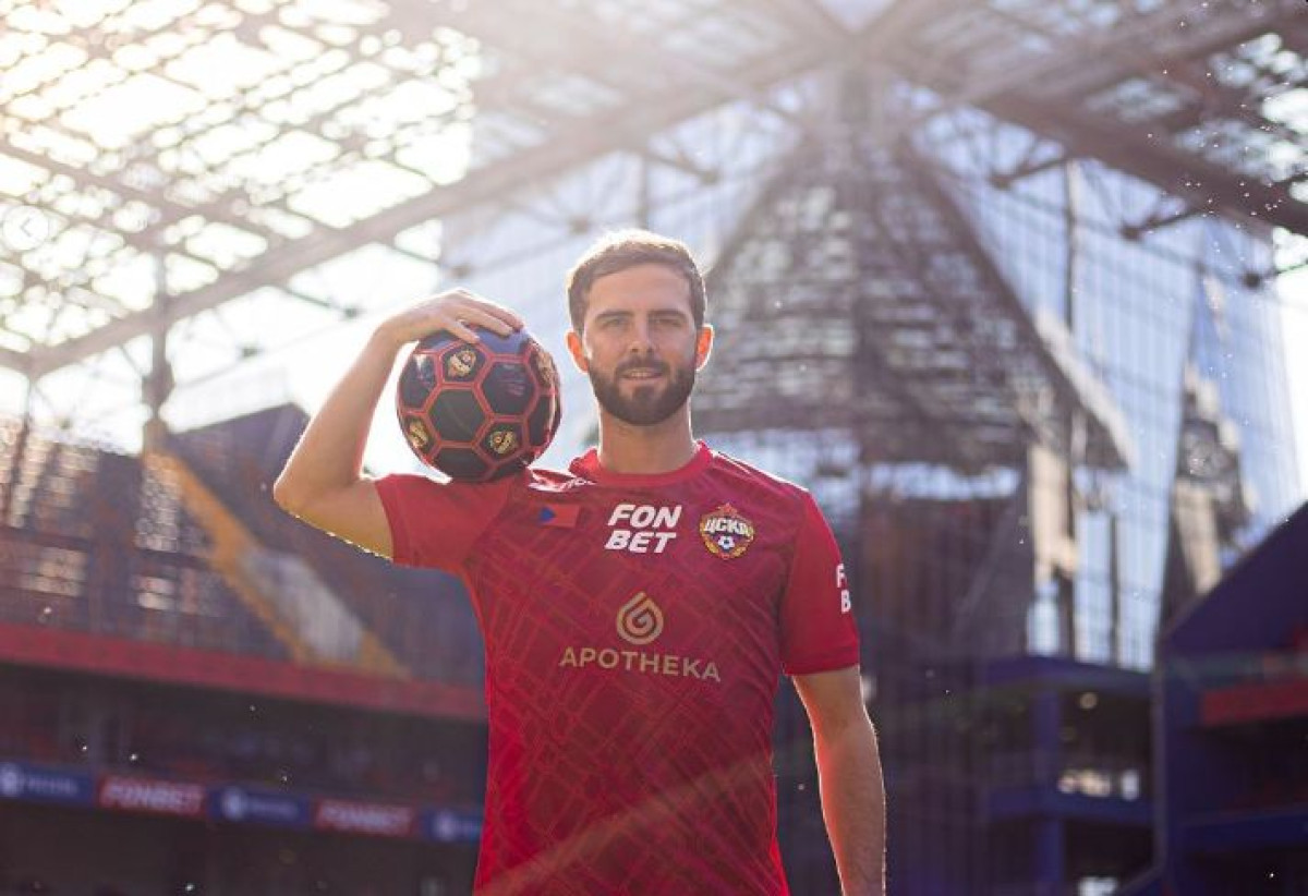 "Miralem Pjanić još nije opravdao svoj dolazak u CSKA" "Miralem Pjanić još nije opravdao svoj dolazak u CSKA"
