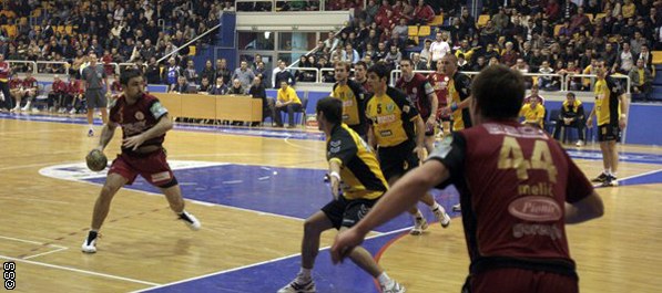 Derbi u Doboju, Studenti protiv Konjuha