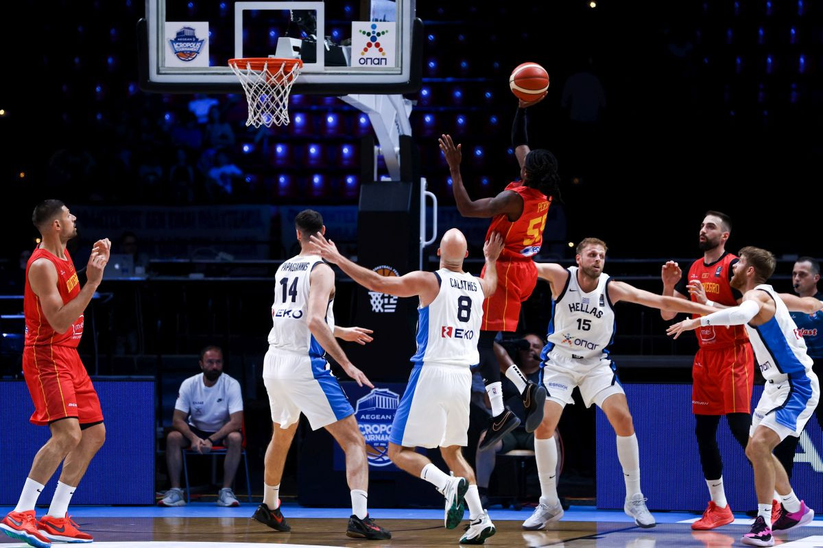 Crnogorci gledaju prema Parizu: Savladali su ekipu sastavljenu od NBA igrača Crnogorci gledaju prema Parizu: Savladali su ekipu sastavljenu od NBA igrača