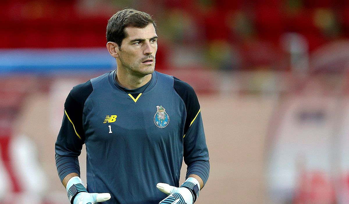 Legendarni Casillas se ipak vraća među stative?