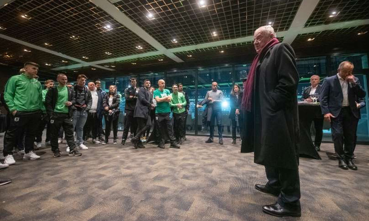 Tomić i Menalo ostaju bez trenera? Tomić i Menalo ostaju bez trenera?