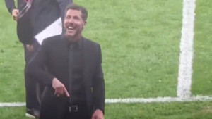 Sudija svirao kraj u Madridu, a kamera snimila šta je Diego Simeone pokazao navijačima Barcelone