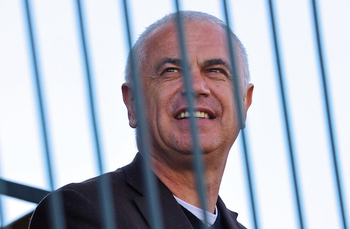 Terzić završio iza rešetaka 10 mjeseci, otkriveni detalji šta su mu uradili: Arkan, Džaja, UEFA... Terzić završio iza rešetaka 10 mjeseci, otkriveni detalji šta su mu uradili: Arkan, Džaja, UEFA...