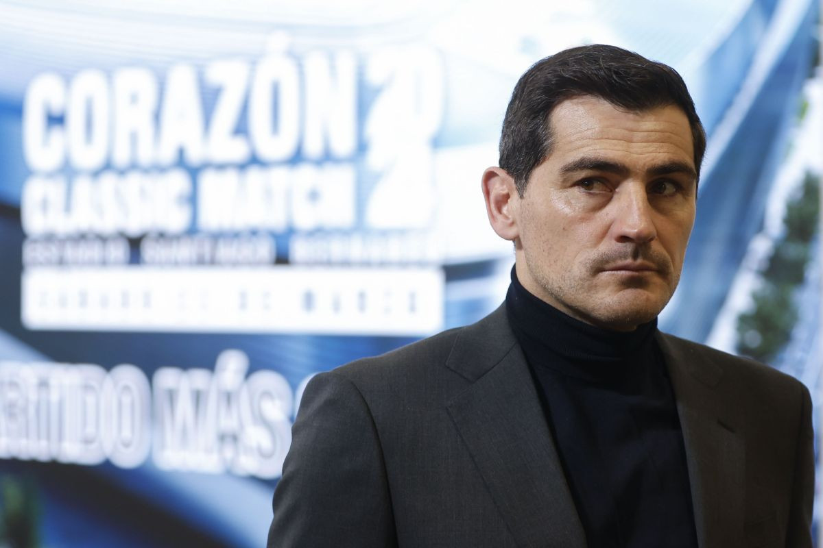 Iker Casillas je poslao zabrinjavajuću poruku: "Ne mogu da se pretvaram, nisam dobro" Iker Casillas je poslao zabrinjavajuću poruku: "Ne mogu da se pretvaram, nisam dobro"