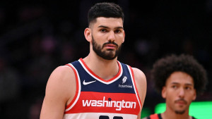 NBA košarkaš ima(o) pravo nastupa za BiH, pa donio "neshvatljivu" odluku - Srbi mu neće oprostiti