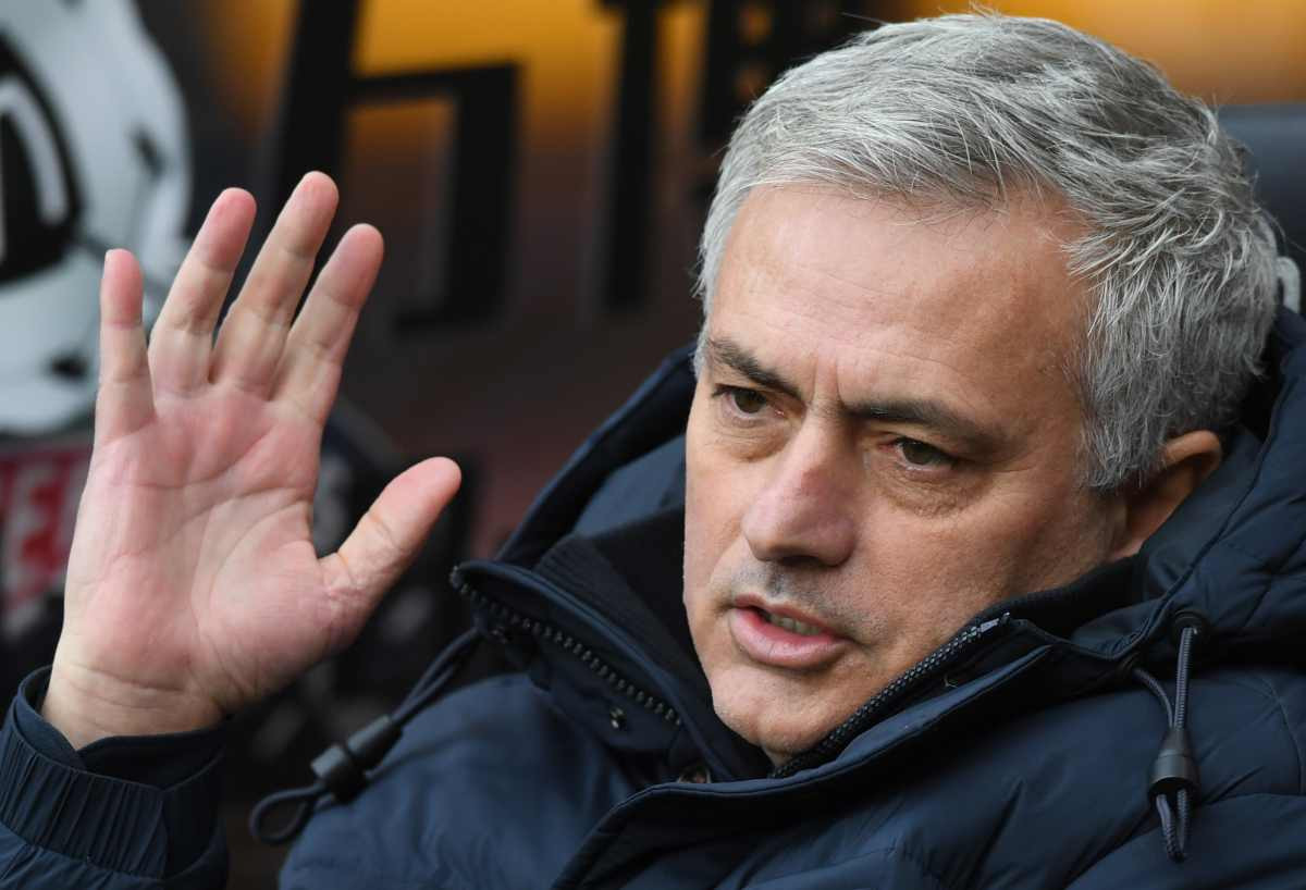 Mourinho kritikovao Arsenal zbog Artete