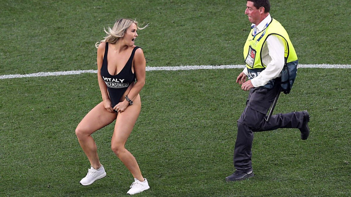 Upadom na finale Lige prvaka Kinsey je 'zgrnula' bogatstvo