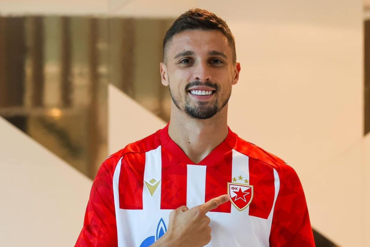 Rade Krunić izjavom oduševio navijače Crvene zvezde Rade Krunić izjavom oduševio navijače Crvene zvezde