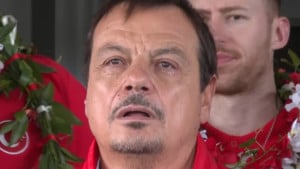 Ergin Ataman stao pred turski narod, probao sakriti suze, ali uzalud!