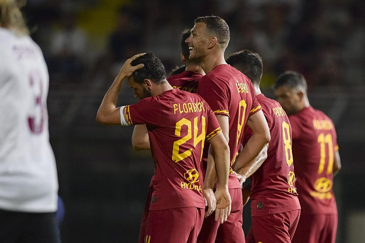 Koliko Edina Džeku vole igrači Rome najbolje pokazuje objava Nicole Zaniola Koliko Edina Džeku vole igrači Rome najbolje pokazuje objava Nicole Zaniola