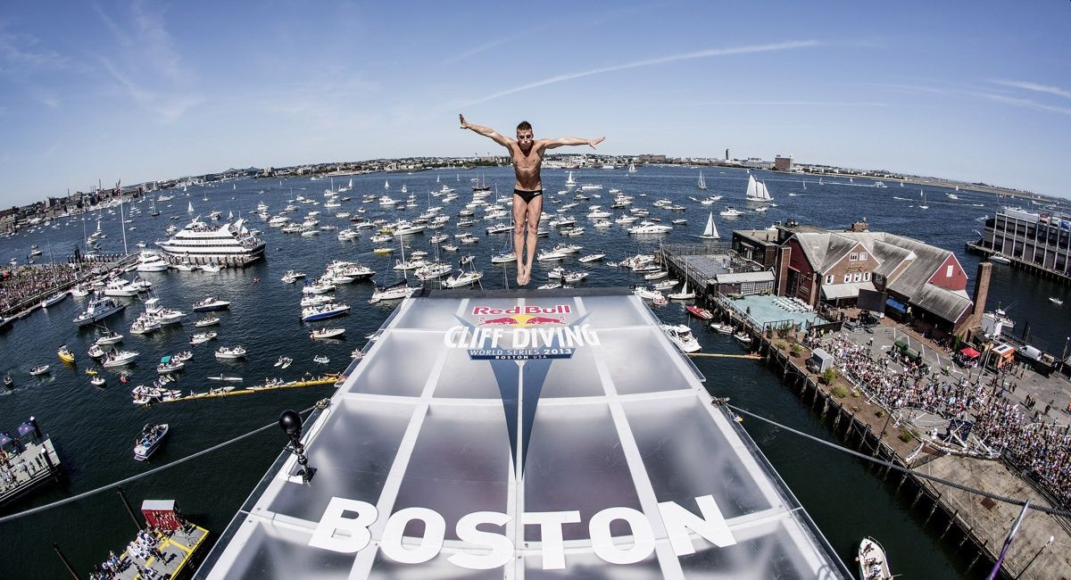 Jeste li spremni za spektakl u Bostonu? Red Bull Cliff Diving ove sezone će biti bolji nego ikad