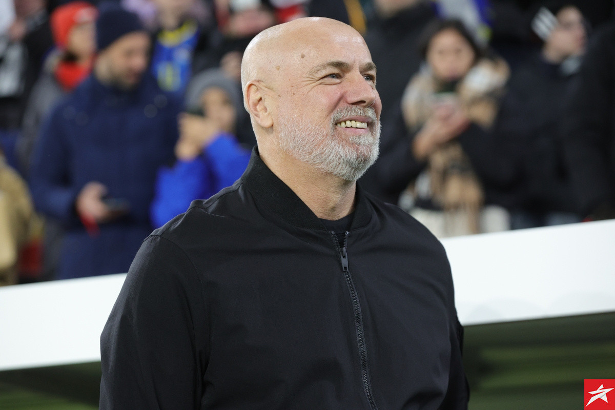 Čini se da je Sergej Barbarez "ubo" s novajlijom u reprezentaciji - Vidjelo se to večeras u Rimu Čini se da je Sergej Barbarez "ubo" s novajlijom u reprezentaciji - Vidjelo se to večeras u Rimu