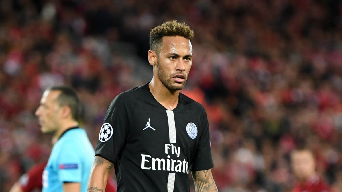 Dvojica igrača i 40 miliona eura: PSG odbio prvu ponudu Barcelone za Neymara