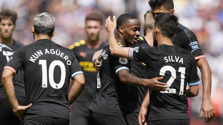 Sterling ušao u krug odabranih