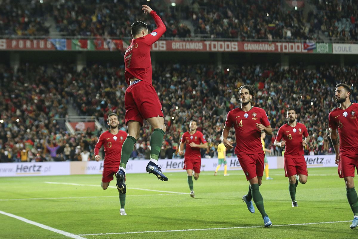 Ronaldo i saigrači iz reprezentacije za primjer drugima