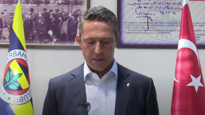 Predsjednik Fenerbahčea povodom 25. godišnjice genocida u Srebrenici pročitao imena 25 žrtava