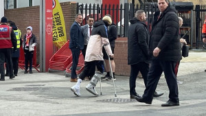 Mlada zvijezda Manchester Uniteda na štakama napustila Old Trafford